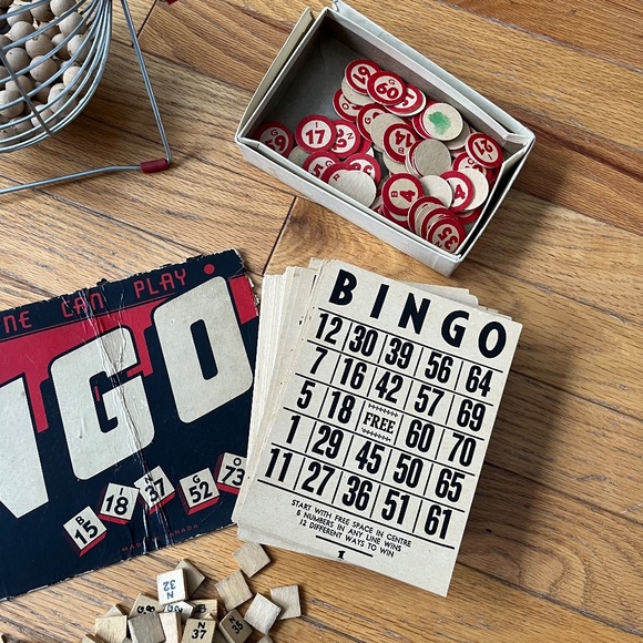 Vintage 50s Bingo Game Lot with Metal Basket Spinner - Picture 7 of 9